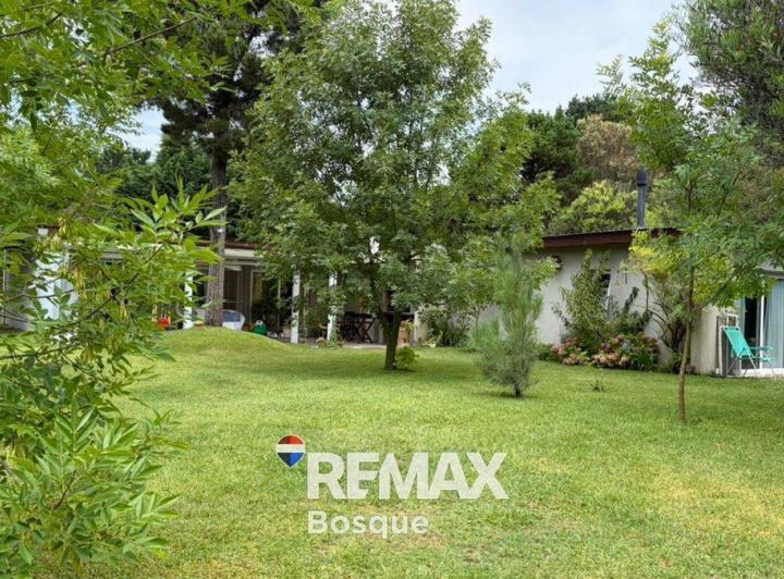 Casa · 145m² · 4 Ambientes · 1 Cochera