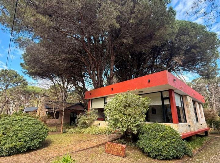 Casa · 90m² · 3 Ambientes · 1 Cochera