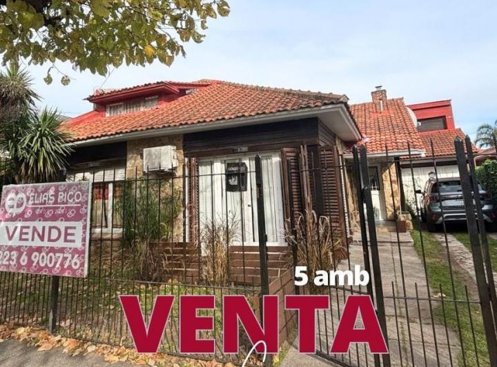Casa · 645ha · 4 Dormitorios · 1 Cochera