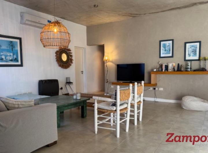 Casa · 174m² · 5 Ambientes · 1 Cochera