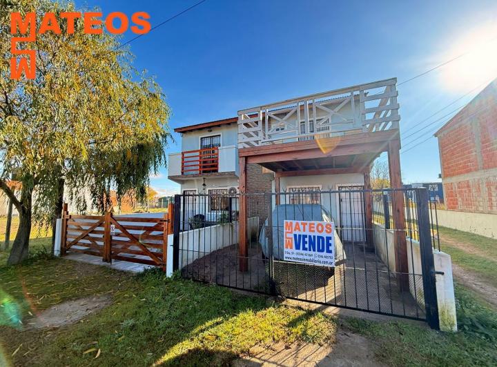 Casa · 40m² · 3 Ambientes · 1 Cochera