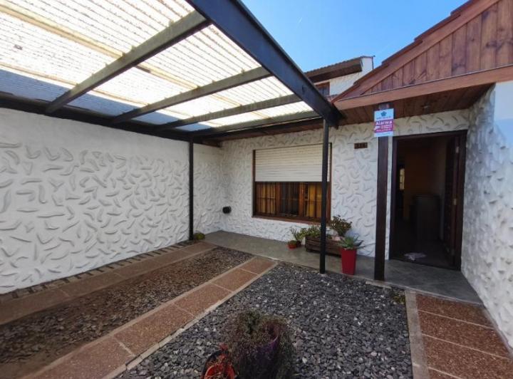 Casa · 57m² · 3 Ambientes · 1 Cochera