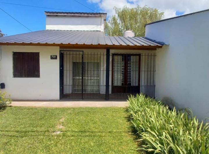 Casa · 95m² · 3 Ambientes · 1 Cochera