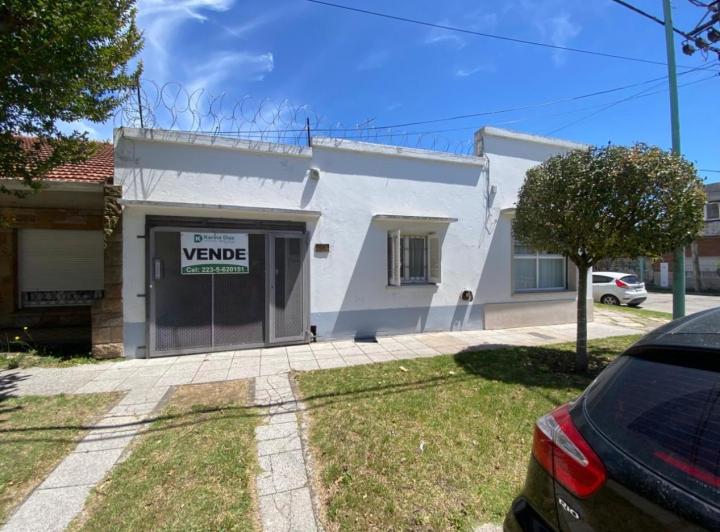 Casa · 85m² · 2 Ambientes · 1 Cochera