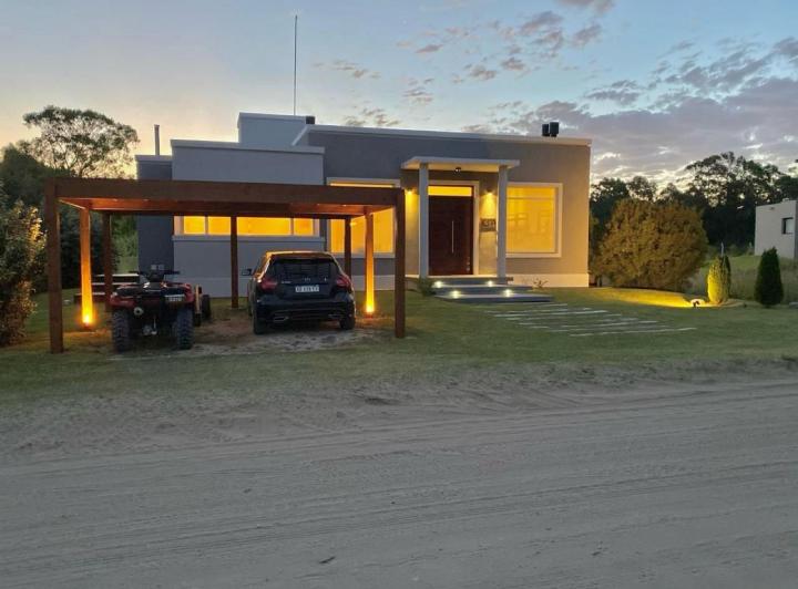 Casa · 154m² · 3 Dormitorios