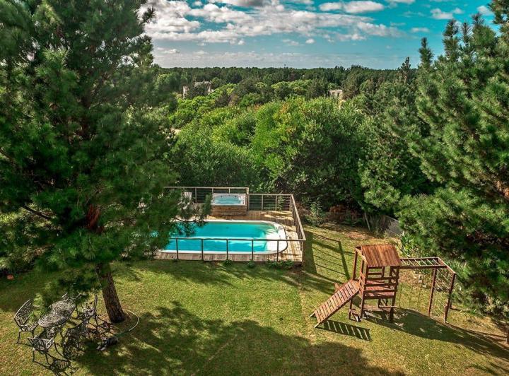 Casa · 260m² · 5 Dormitorios