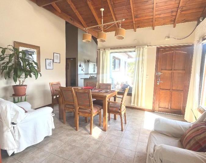 Casa · 115m² · 4 Ambientes · 2 Cocheras