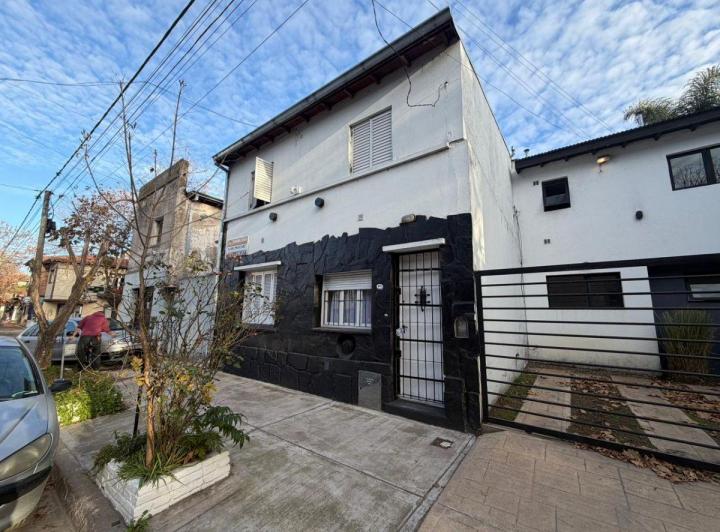 Casa · 140m² · 5 Ambientes