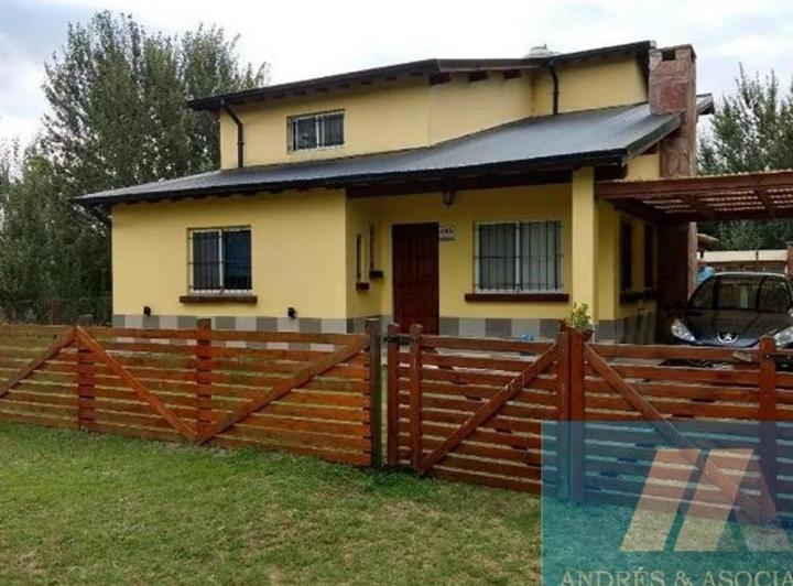 Casa · 200m² · 4 Ambientes