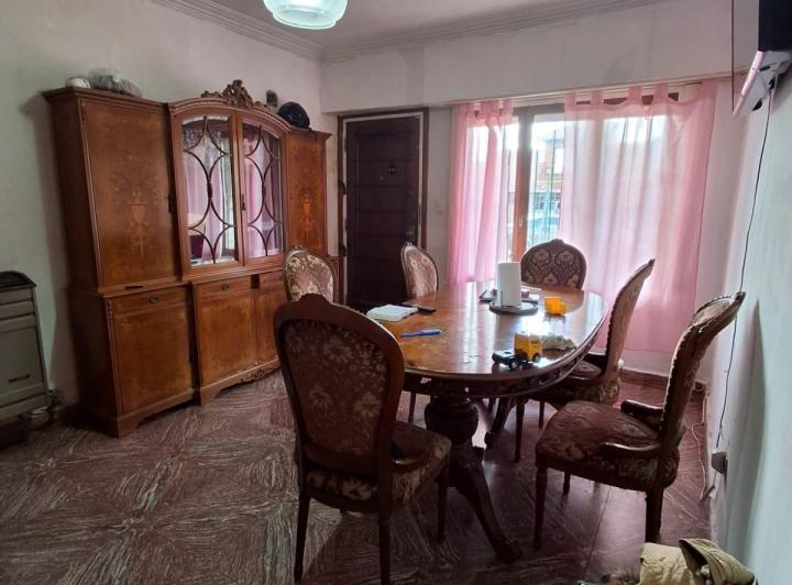 Casa · 120m² · 4 Ambientes · 2 Cocheras