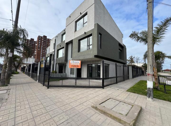Casa · 150m² · 5 Ambientes · 1 Cochera
