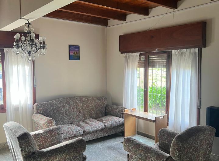 Casa · 150m² · 5 Ambientes · 1 Cochera