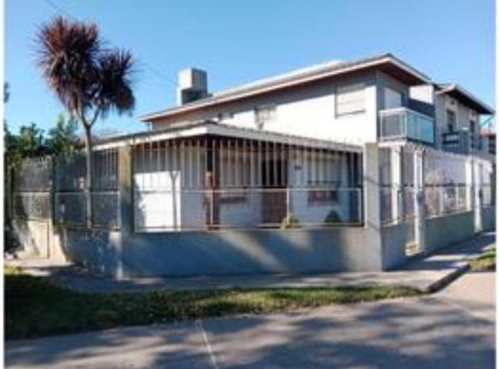 Casa · 150m² · 4 Ambientes · 1 Cochera