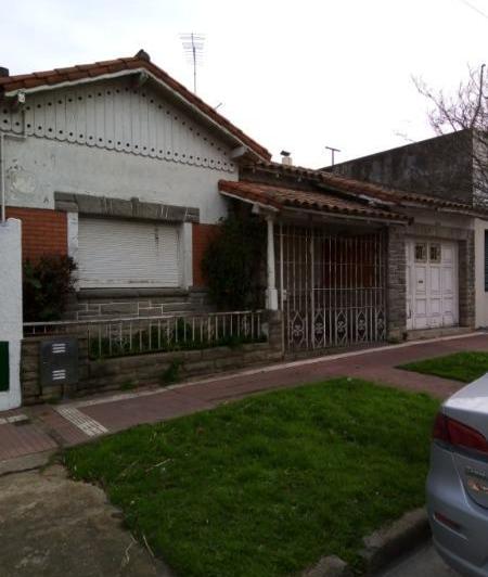 Casa · 160m² · 4 Ambientes · 1 Cochera
