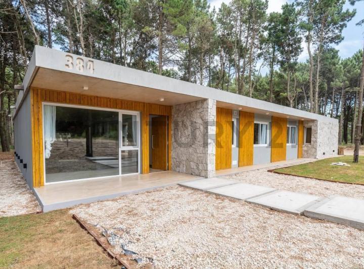 Casa · 147m² · 4 Ambientes · 1 Cochera