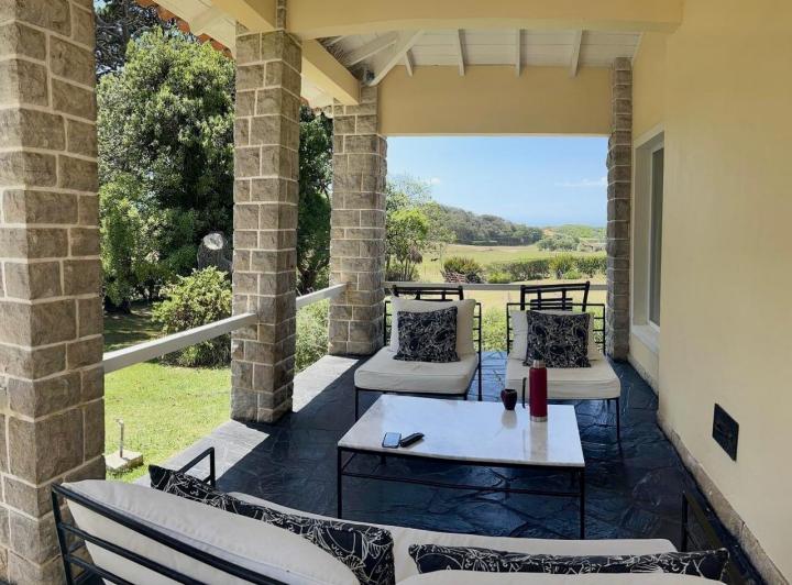Casa · 3025m² · 9 Ambientes