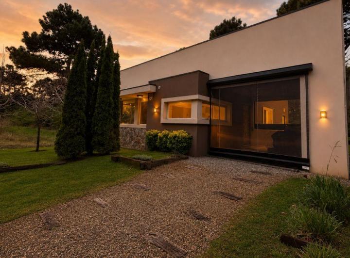 Casa · 80m² · 3 Ambientes · 1 Cochera