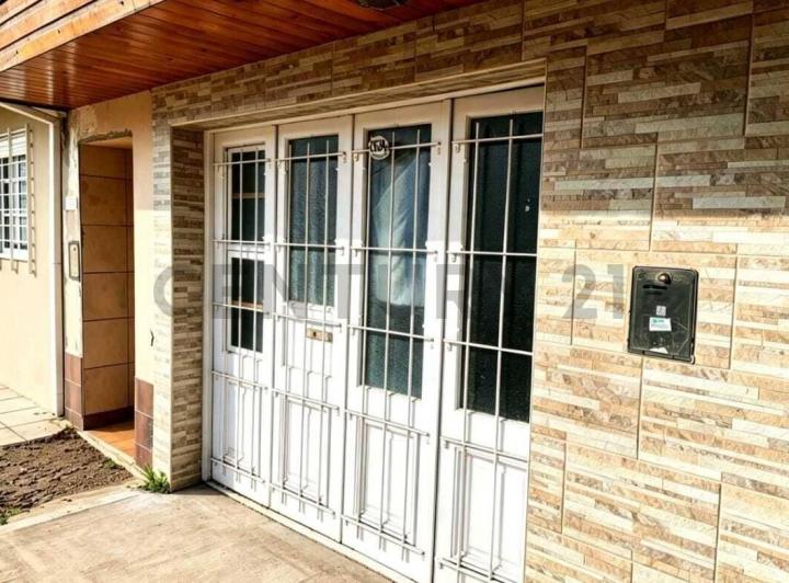 Casa · 108m² · 4 Ambientes · 1 Cochera