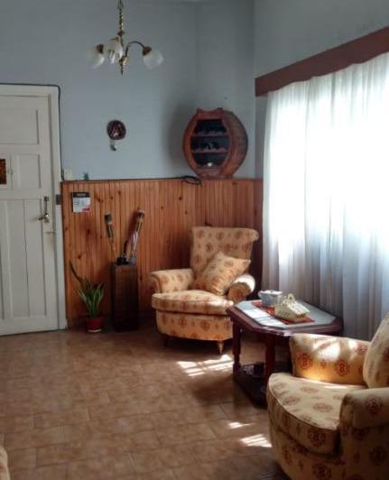 Casa · 111m² · 4 Ambientes · 1 Cochera