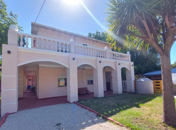 Casa · 241m² · 14 Ambientes