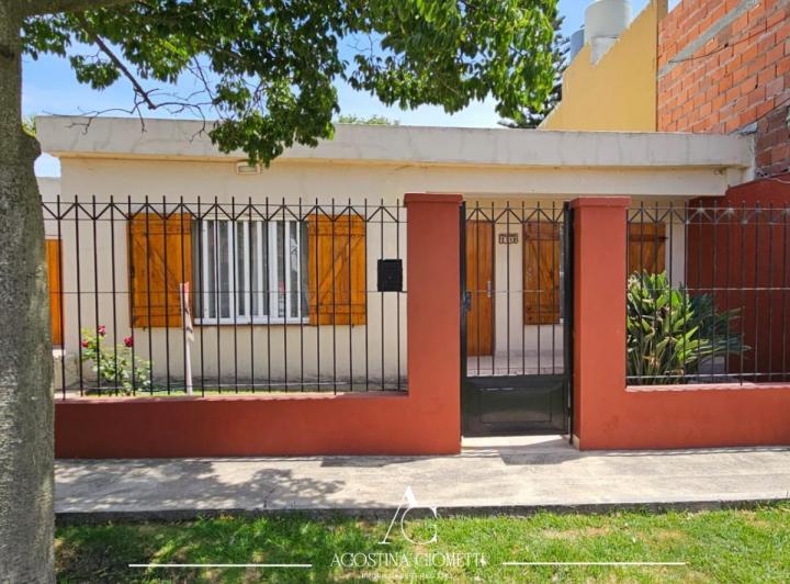 Casa · 195m² · 3 Ambientes · 1 Cochera