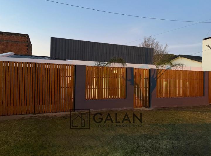 Casa · 200m² · 3 Ambientes · 2 Cocheras