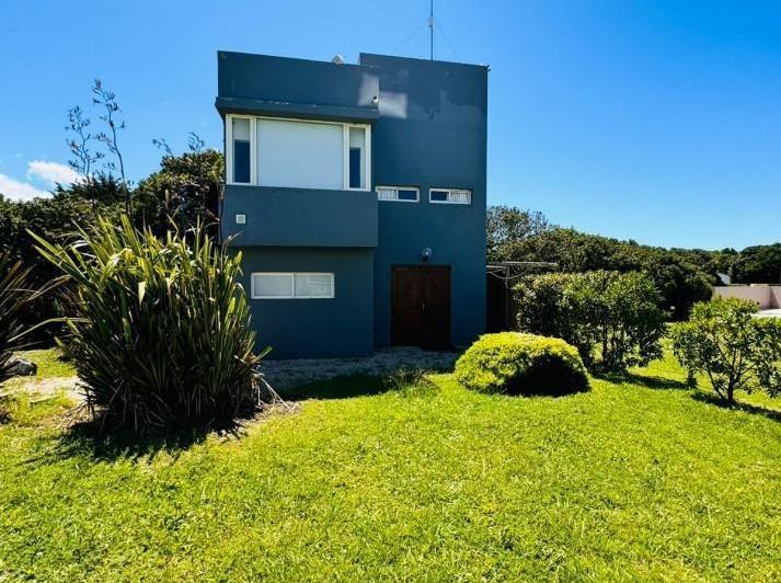 Casa · 150m² · 7 Ambientes