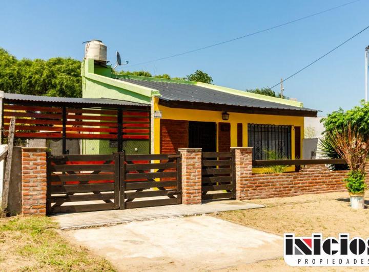 Casa · 100m² · 3 Ambientes · 1 Cochera