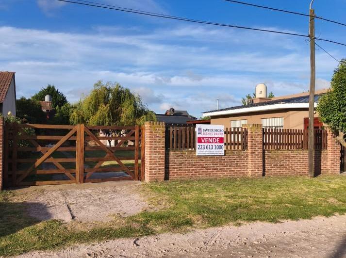 Casa · 125m² · 2 Ambientes · 1 Cochera