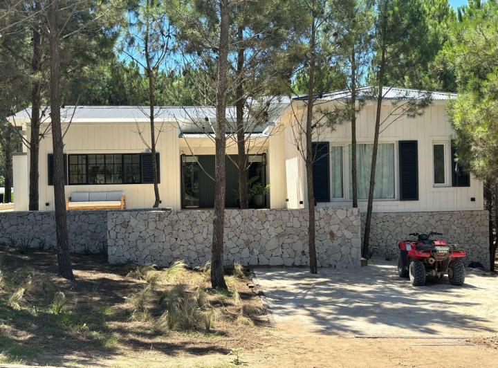 Casa · 270m² · 7 Ambientes
