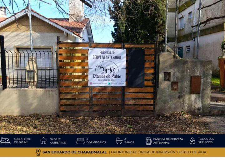 Casa · 98m² · 3 Ambientes · 1 Cochera