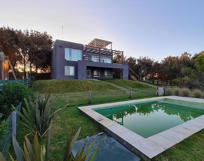 Casa · 270m² · 5 Ambientes