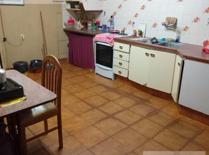 Casa · 300m² · 5 Ambientes · 1 Cochera