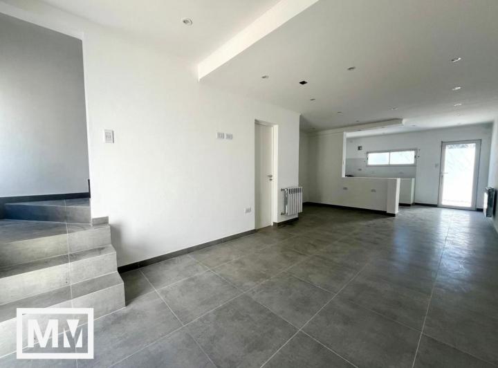 Casa · 113m² · 4 Ambientes · 1 Cochera