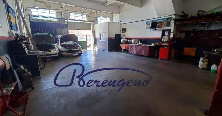 Casa · 318m² · 3 Ambientes · 10 Cocheras