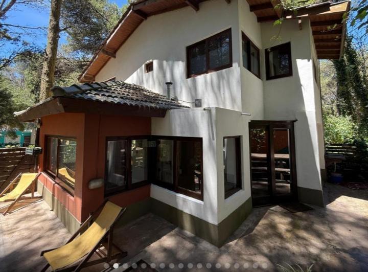 Casa · 100m² · 2 Dormitorios · 2 Cocheras