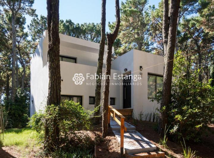 Casa · 140m² · 4 Ambientes