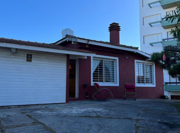 Casa · 90m² · 3 Ambientes · 1 Cochera