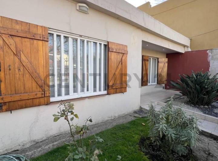 Casa · 167m² · 2 Dormitorios