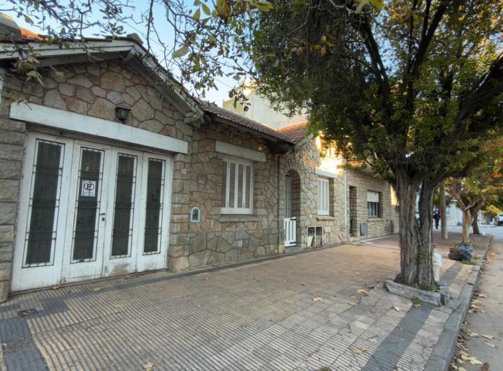 Casa · 113m² · 4 Ambientes · 1 Cochera
