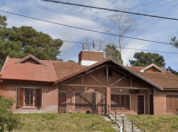 Casa · 65m² · 3 Ambientes · 1 Cochera