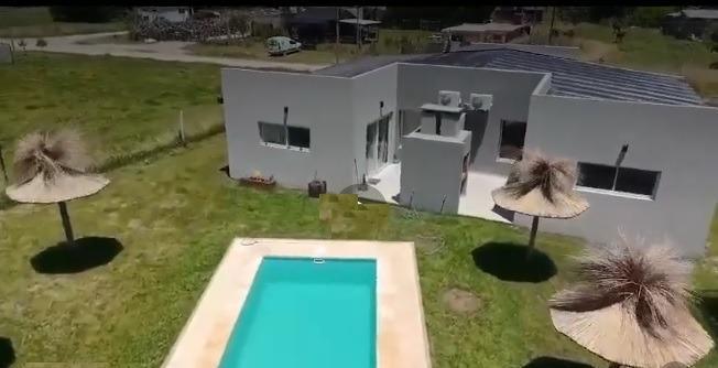 Casa · 400m² · 12 Ambientes · 4 Cocheras