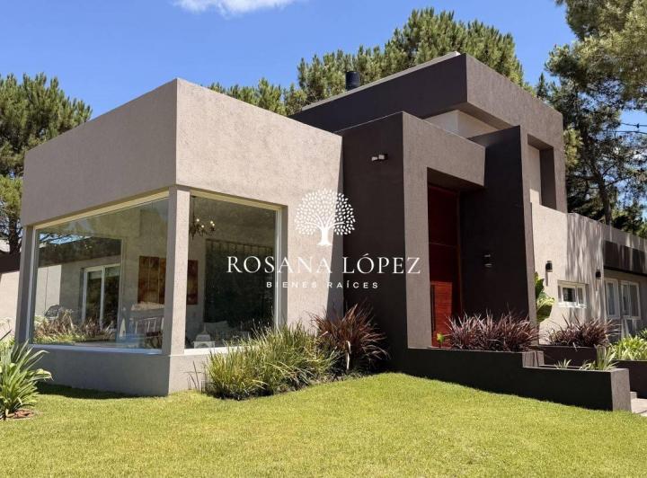Casa · 252m² · 5 Ambientes