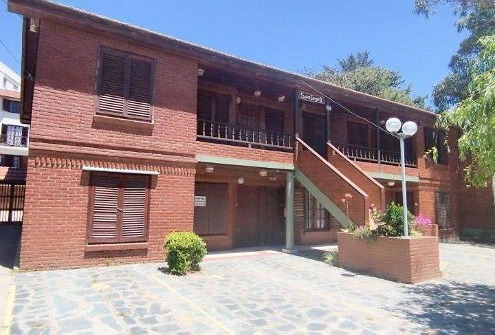 Casa · 75m² · 3 Ambientes · 1 Cochera