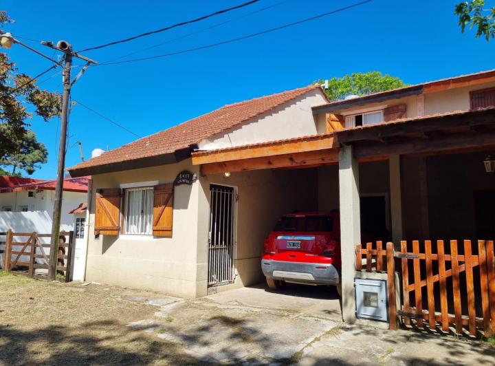 Casa · 80m² · 4 Ambientes · 1 Cochera