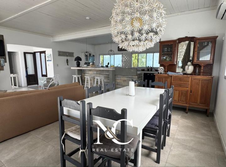 Casa · 170m² · 4 Ambientes