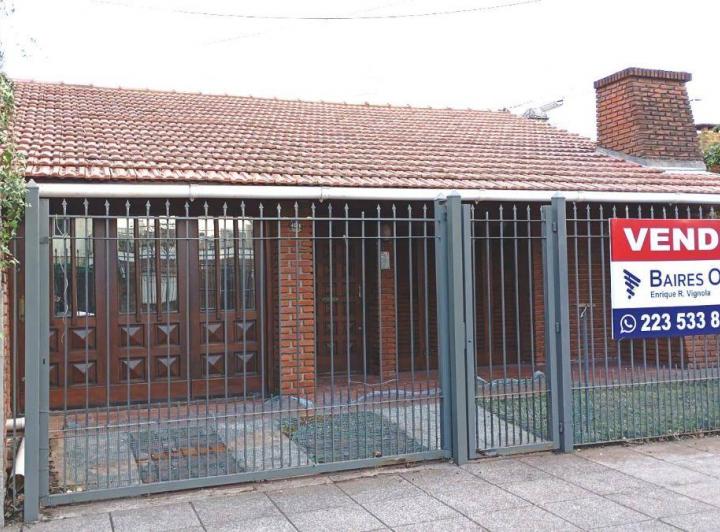 Casa · 72m² · 4 Ambientes · 1 Cochera