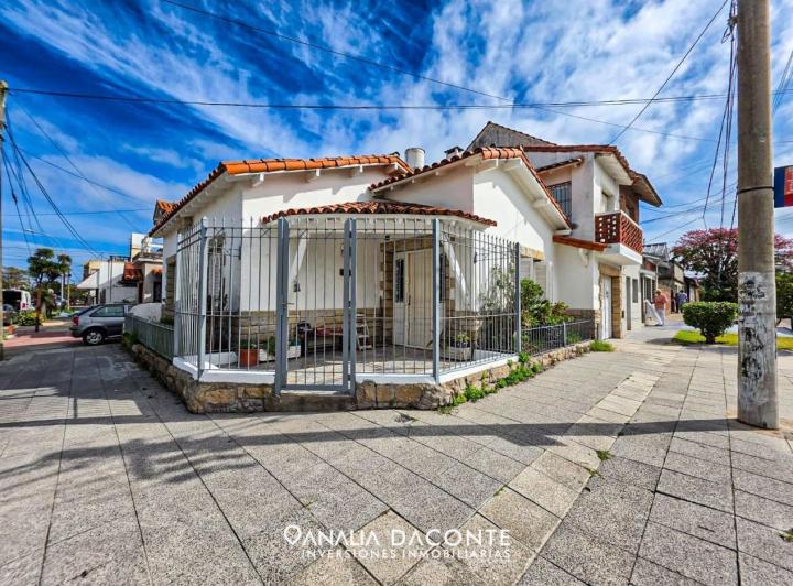 Casa · 110m² · 4 Ambientes · 1 Cochera
