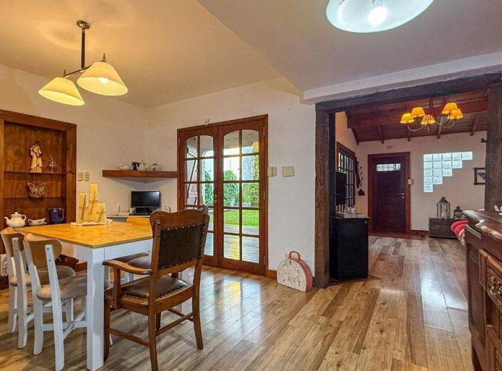 Casa · 93m² · 3 Ambientes