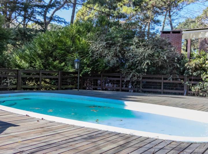 Casa · 226m² · 5 Ambientes · 1 Cochera